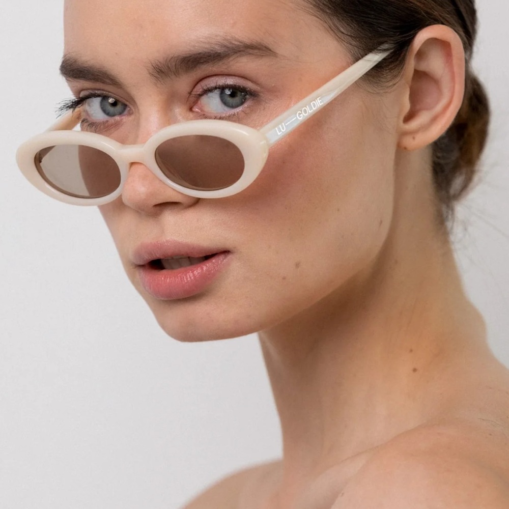 Lu Goldie Sylvie Creme Sunglasses